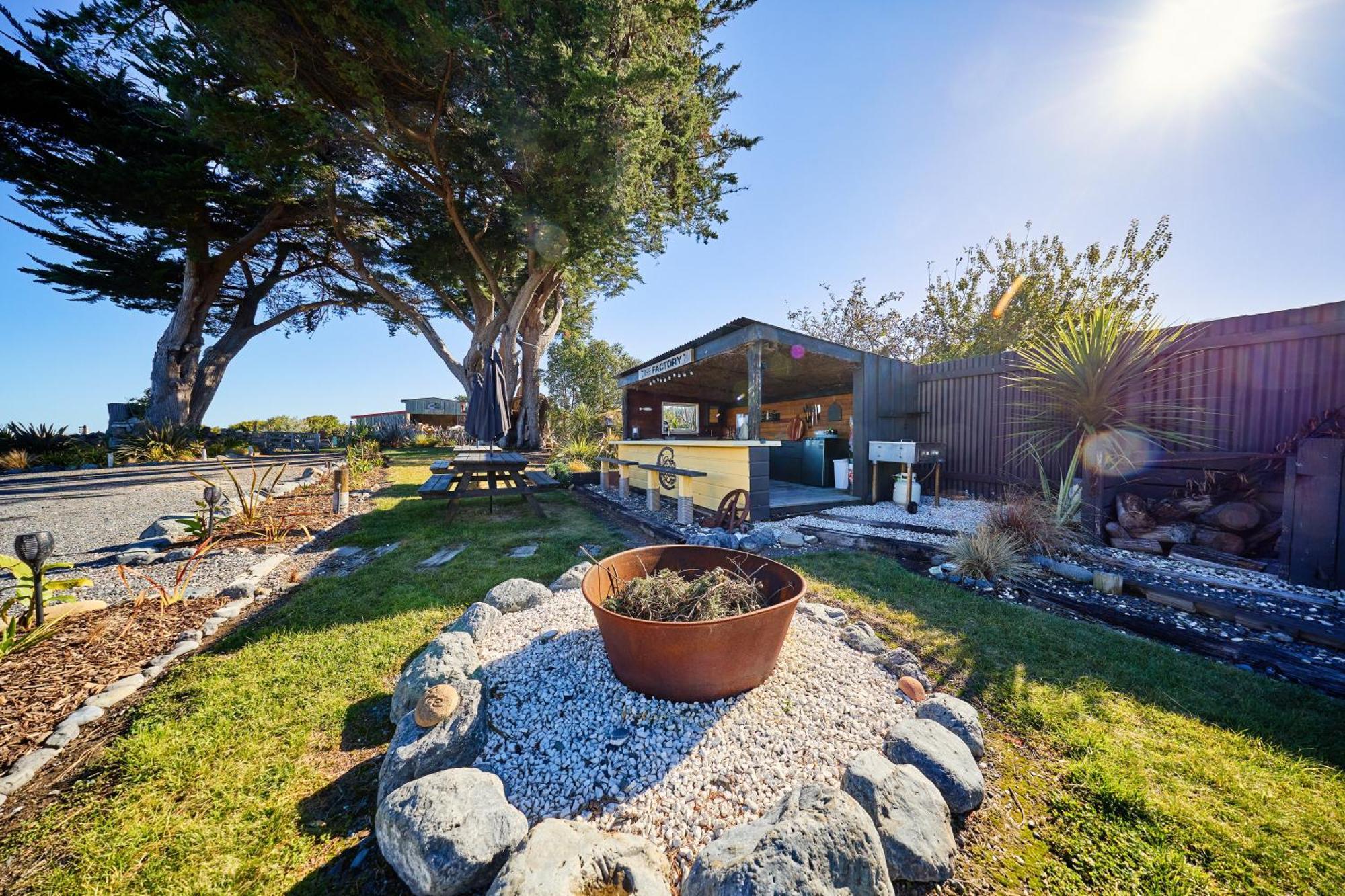 The Factory Luxury Accomodation Kaikoura Exterior photo
