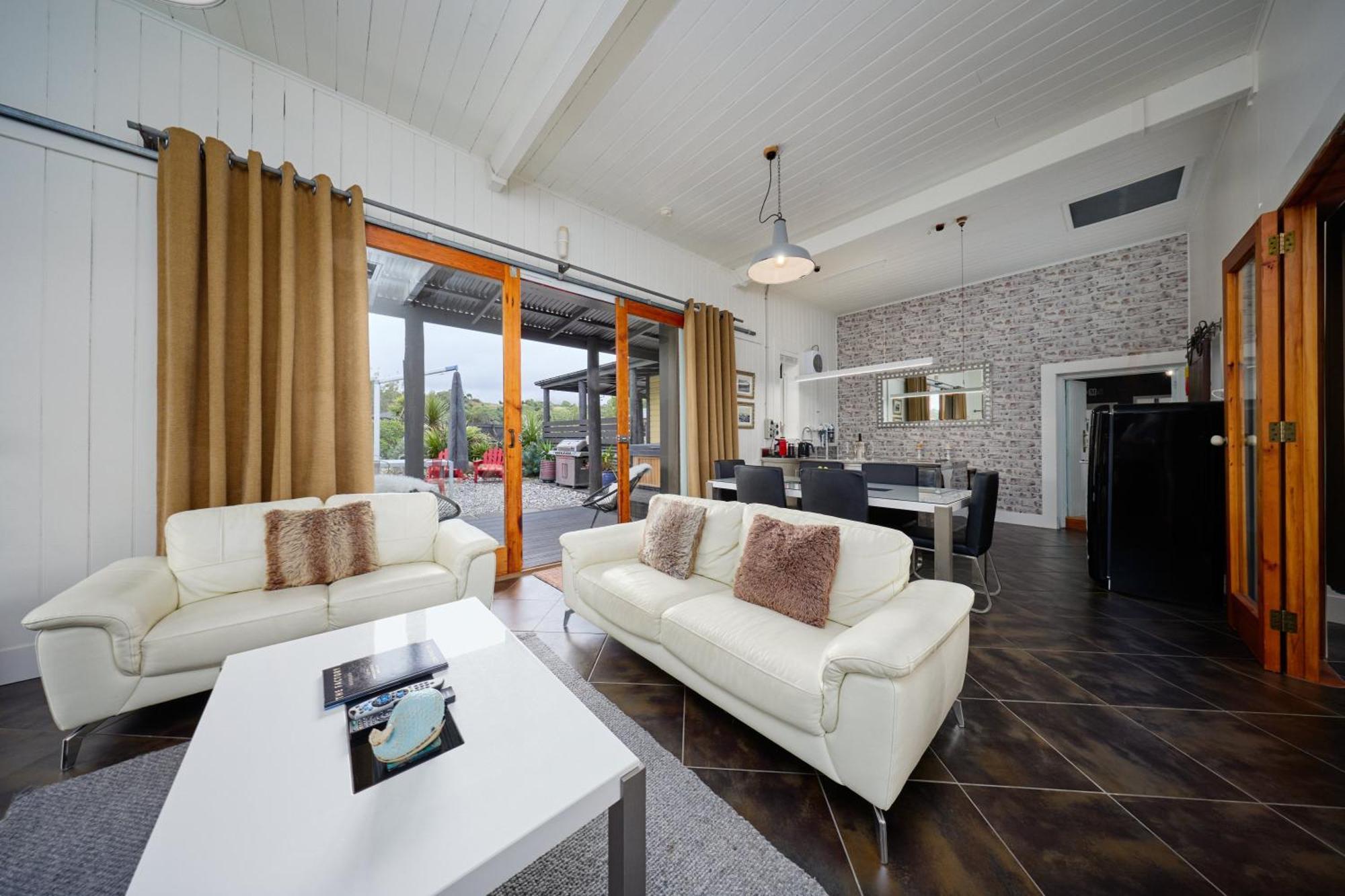 The Factory Luxury Accomodation Kaikoura Exterior photo